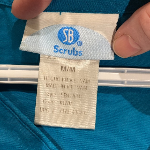 Scrub top. Size M - Picture 5 of 7